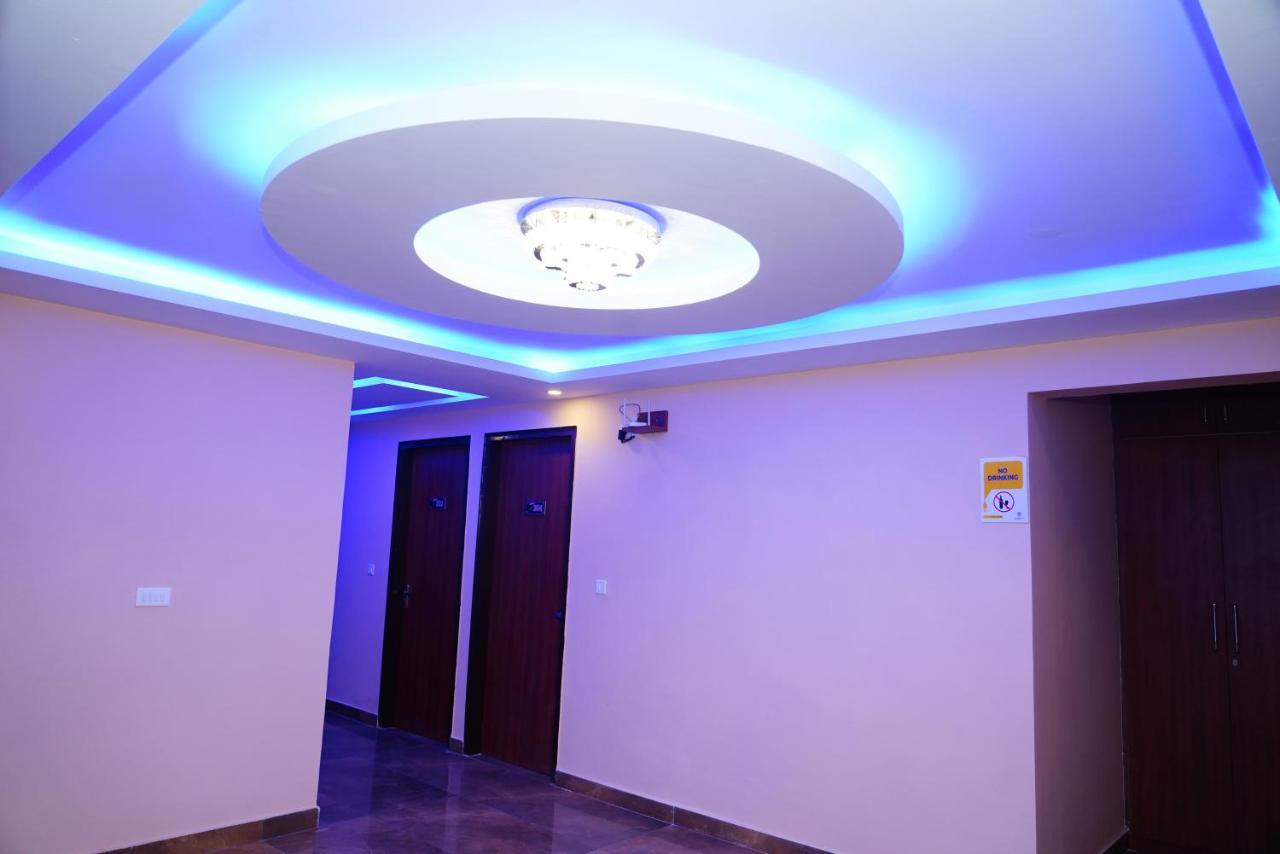 Expomart Inn Greater Noida Bagian luar foto