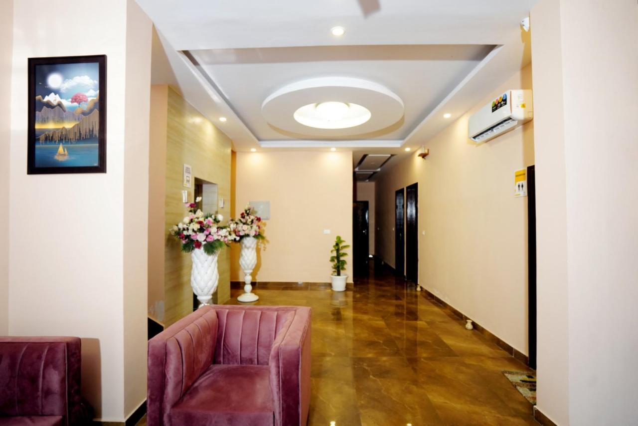 Expomart Inn Greater Noida Bagian luar foto