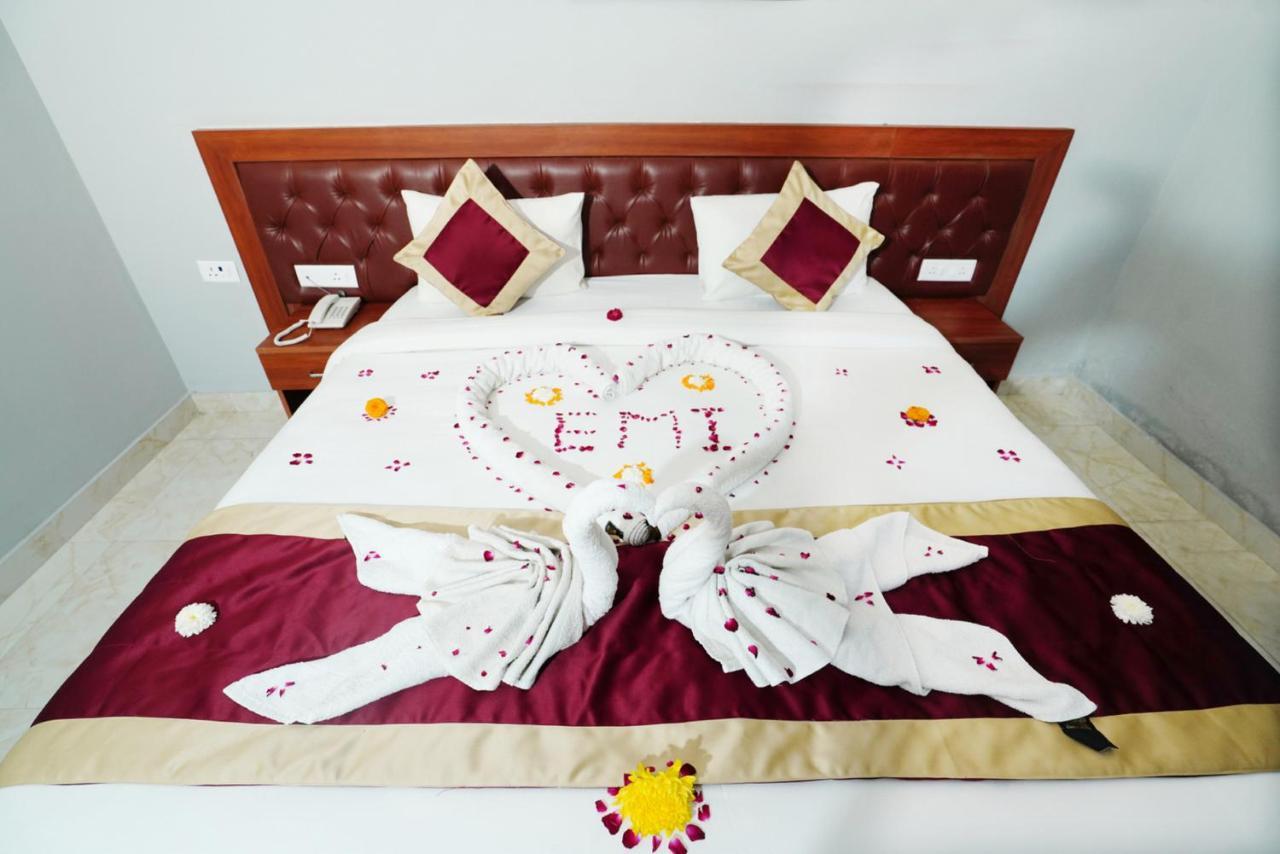 Expomart Inn Greater Noida Bagian luar foto
